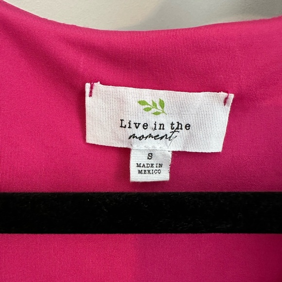 Live in the moment Tank - Picture 4 of 7